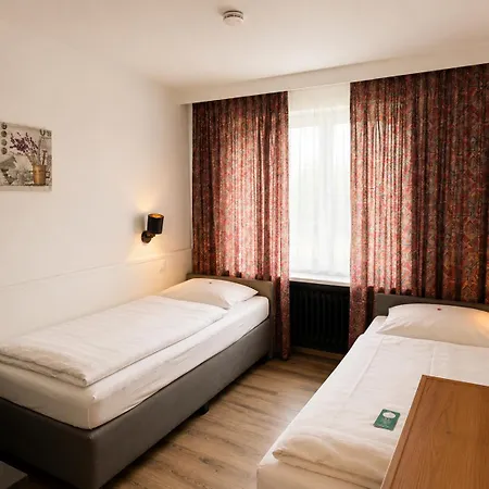 Wildpferd Hotel 2*